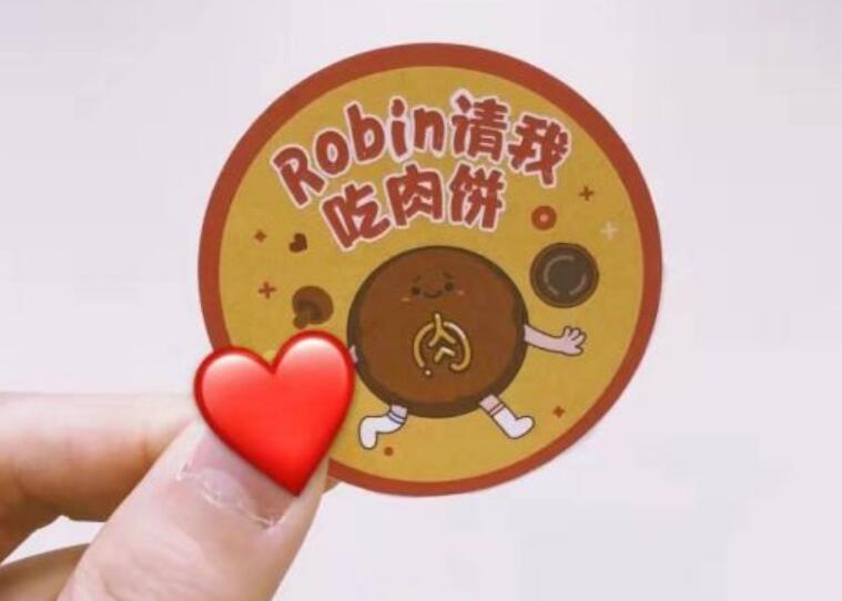 百度李彦宏Robin和CTO王海峰化身百度员工食堂大厨花式迎接新