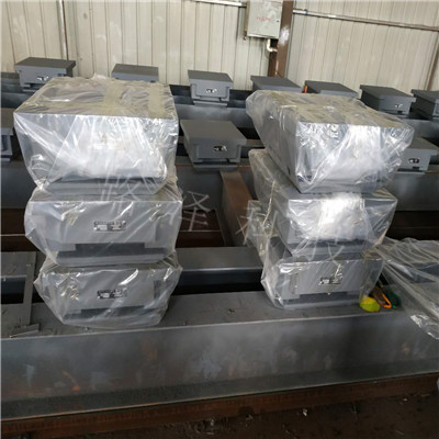 万向活动球型支座