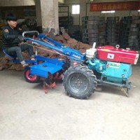 手扶拖拉机葡萄埋藤机 荒地开荒深耕机 小型家用果园手扶拖拉机
