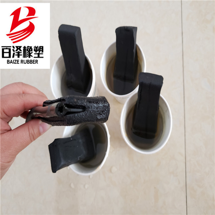 遇水膨胀止水条 (88)
