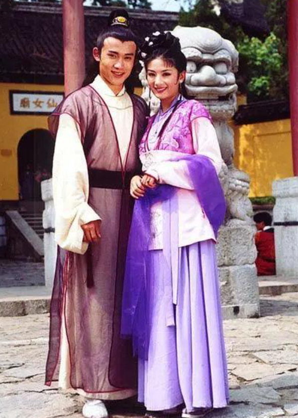 黄奕聂远同框黄奕聂远20年后首度合体同框图